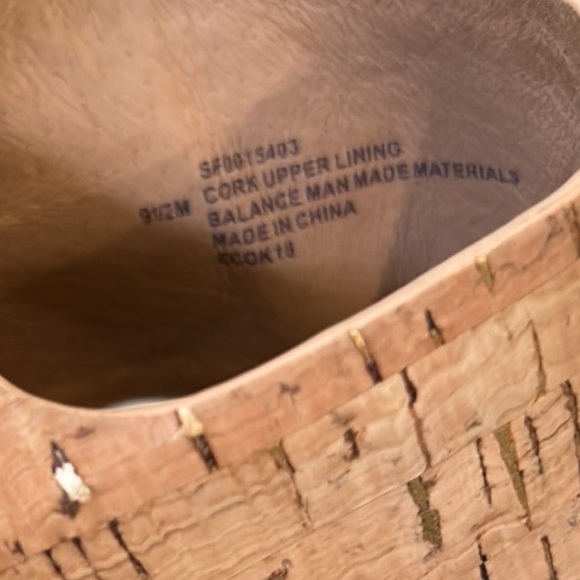 Sofft Pierz Tan Cork & Metallic Gold Chunky Heel Sandals in Gold Natural - 9.5 - Picture 13 of 16